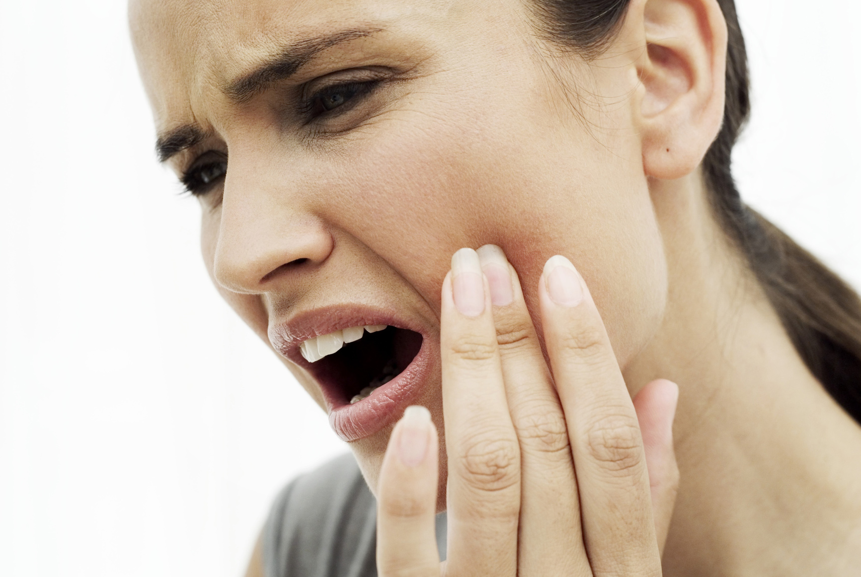 주의하십시오. 치은염을 치료하지 않으면 두경부암 발병 위험이 높아집니다.