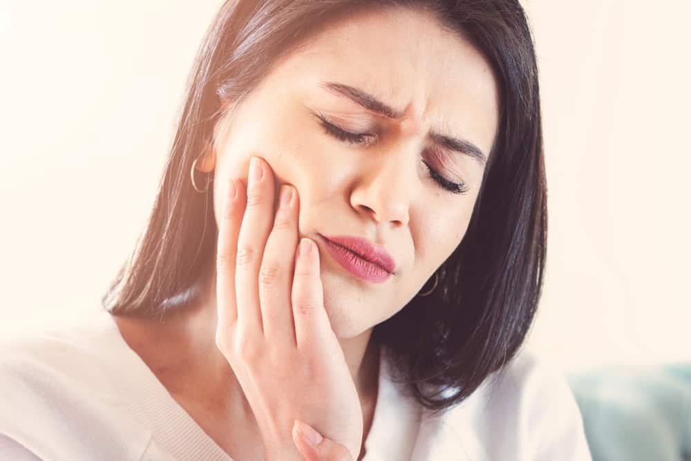 4 façons de maintenir l'hygiène bucco-dentaire afin qu'elle ne devienne pas un nid de maladie