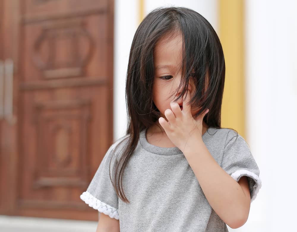Pourquoi le nez d'un enfant peut-il introduire un objet étranger ?