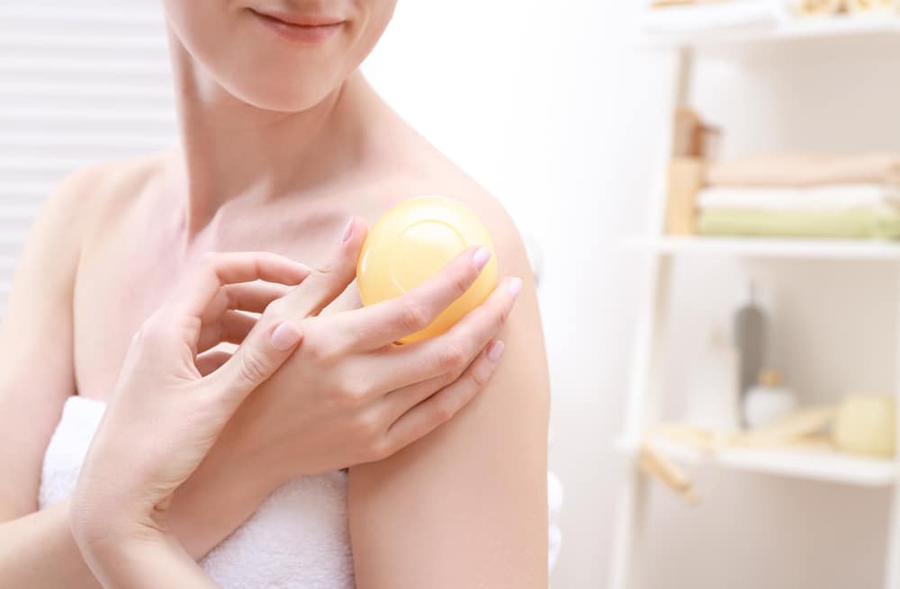האם אתה יכול לנקות את הנרתיק שלך עם סבון אמבטיה רגיל?