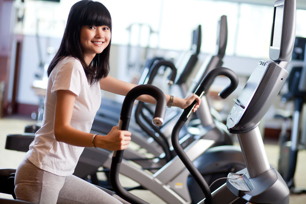 15 exerciții cardio, altele decât alergarea, care sunt, de asemenea, puternice pentru a arde calorii