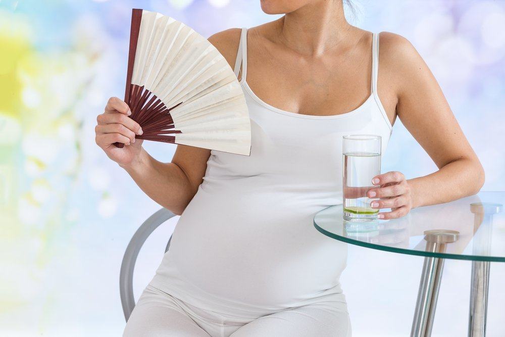 12 moduri pe care le poți face pentru a depăși supraîncălzirea în timpul sarcinii
