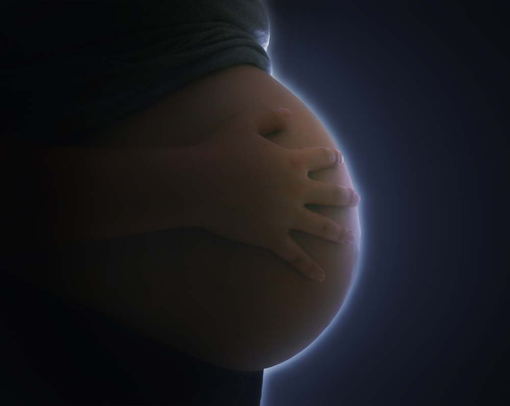 חשיפת העובדות מאחורי 7 מיתוסים של נשים בהריון במהלך ליקוי חמה