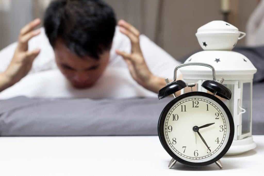 Kan brist på sömn orsaka högt blodtryck?