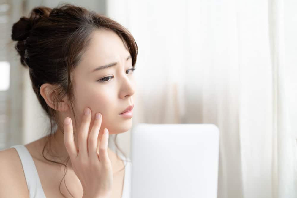 Conseils pour choisir des cosmétiques sûrs pour la peau sensible