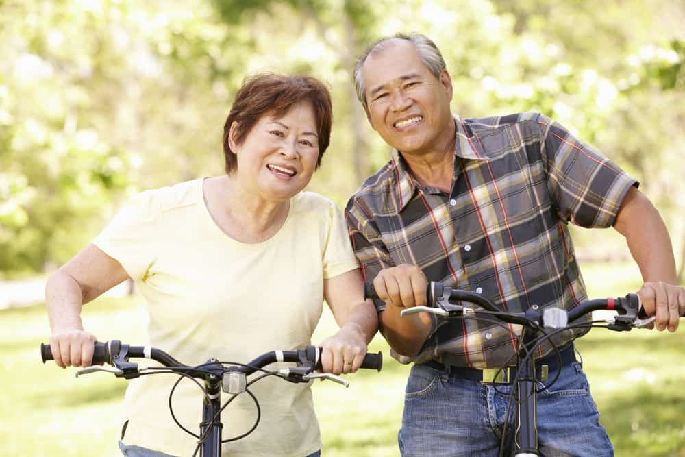 Fördelar och tips för säker cykling för äldre