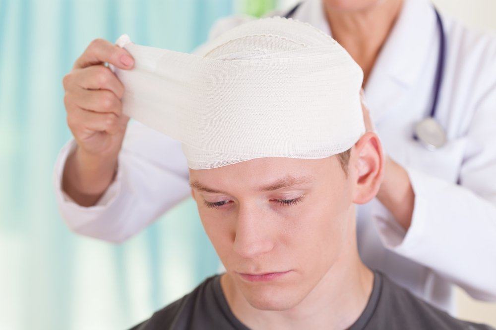 Symtom på hjärnskada på grund av huvudskada