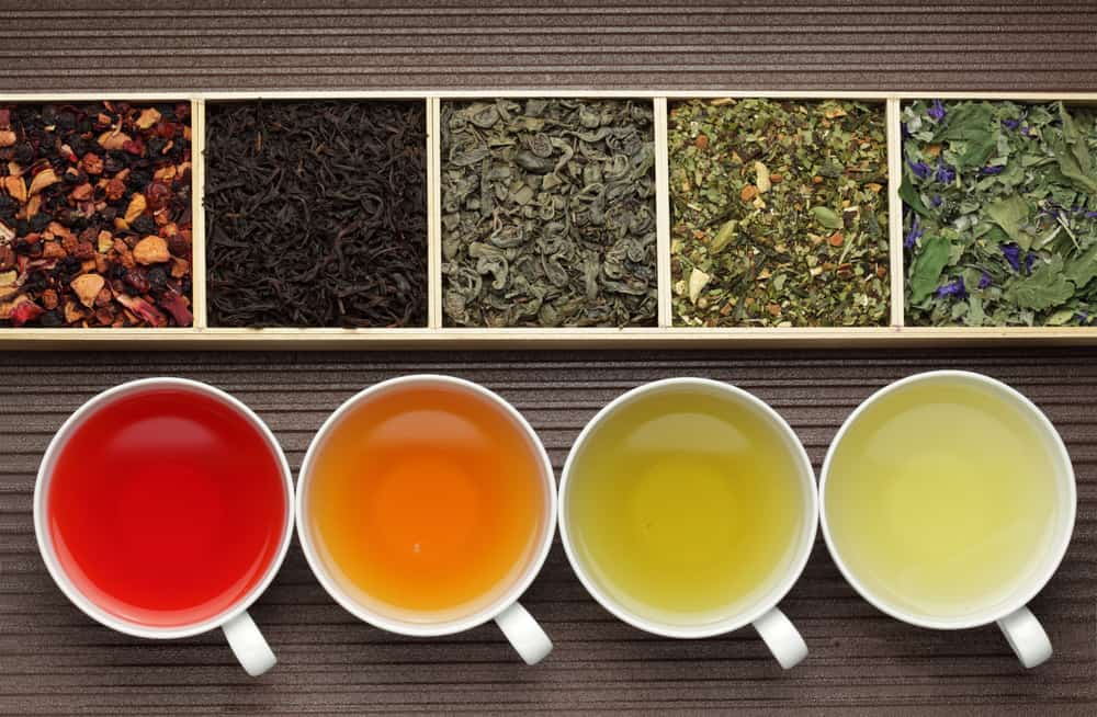5 סוגים של תה יעיל להקלה על תסמיני גיל המעבר