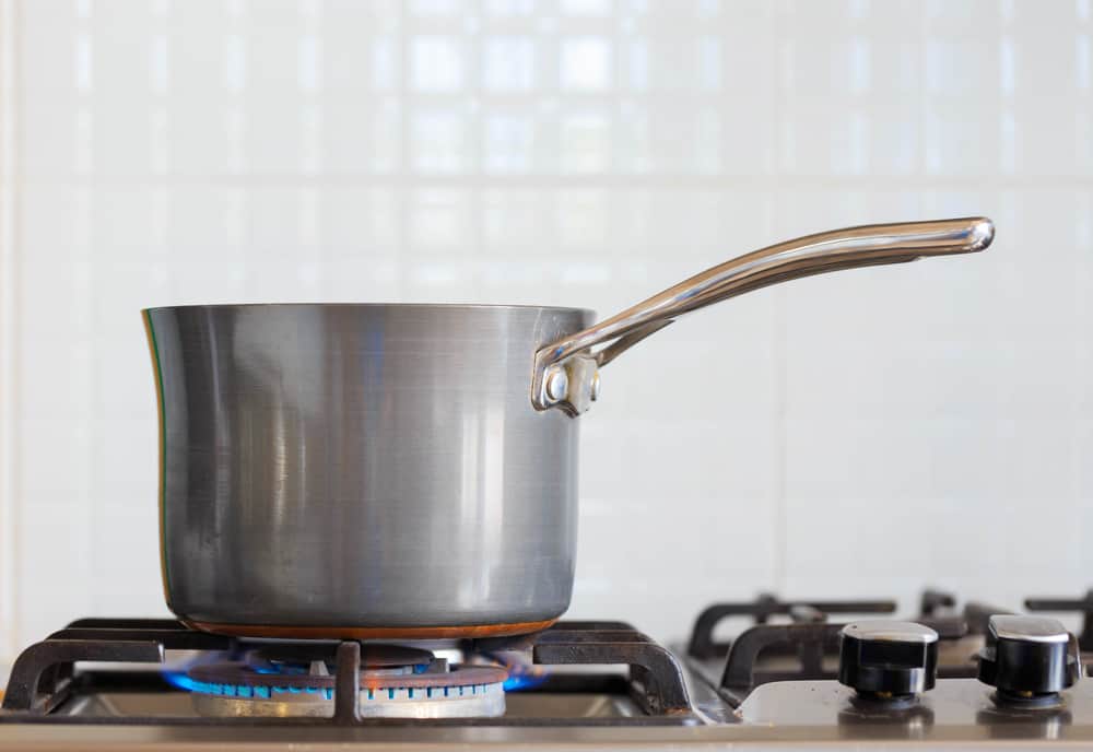 Що робити, якщо у вашій домашній плиті витікає газовий балон