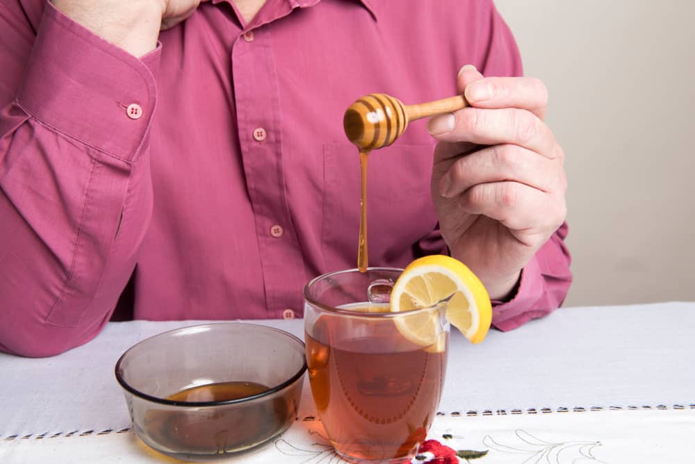 5 prednosti redovitog pijenja meda u Sahuru