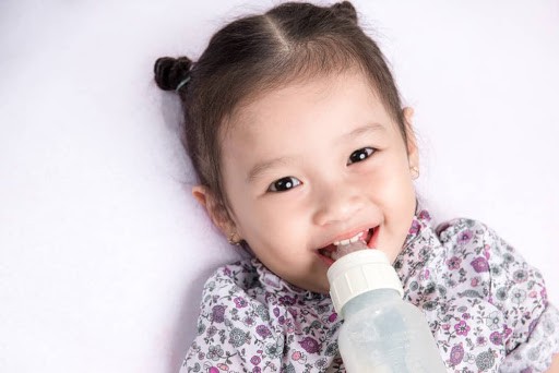 6 façons efficaces de sevrer votre enfant pour qu'il dorme la nuit sans drame