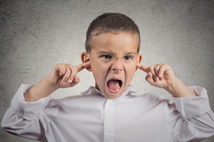 ¿Por qué los niños hablan con rudeza? ¿Cómo resolverlo?