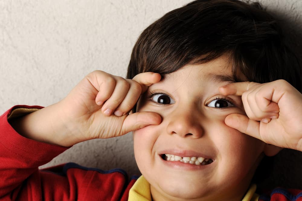 Wann können Kinder Kontaktlinsen tragen?