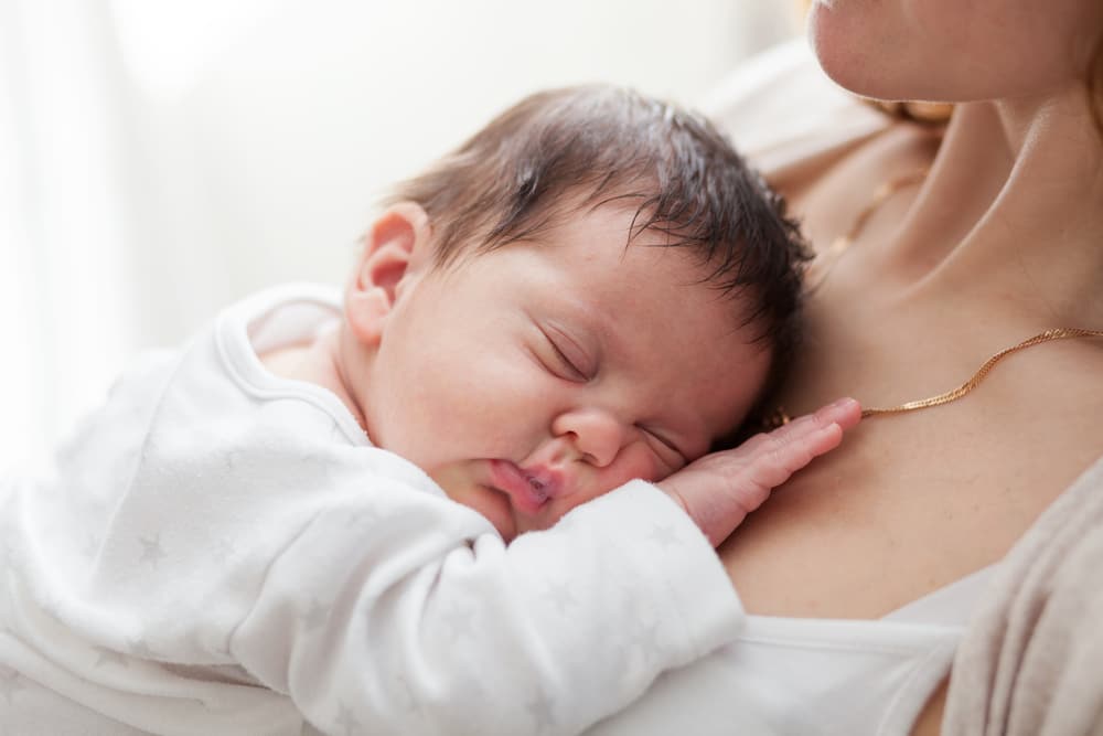Как предотвратить передачу гепатита младенцу, если мать заразилась гепатитом во время беременности