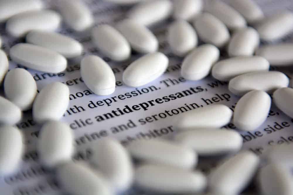 Des antidépresseurs pour traiter le COVID-19, vraiment efficaces ?